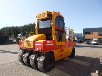 مدحلة هوائية DYNAPAC CP215(HITACHI): صورة 4 مدحلة هوائية DYNAPAC CP215(HITACHI): صورة 4