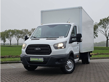شاحنة مغلقة الصندوق FORD Transit