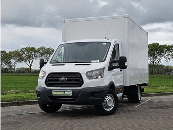 شاحنة مغلقة الصندوق FORD Transit