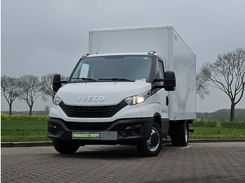 شاحنة مغلقة الصندوق IVECO Daily 35c16