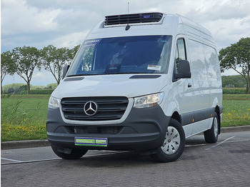 شاحنة مُبرّدة للتوصيل MERCEDES-BENZ Sprinter 317