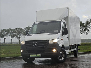 شاحنة مغلقة الصندوق MERCEDES-BENZ eSprinter