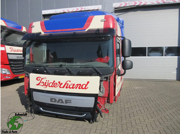 الكابينة والداخلية DAF XF 106