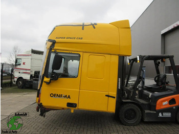 الكابينة والداخلية DAF XF