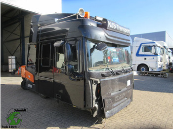 الكابينة والداخلية DAF XF