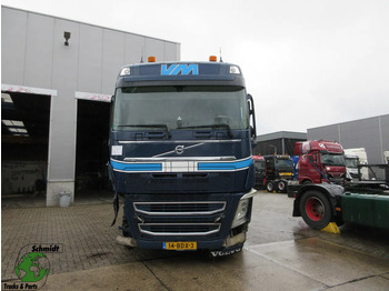 وحدة جر VOLVO FH 460