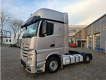 وحدة جر MERCEDES-BENZ Actros 1842