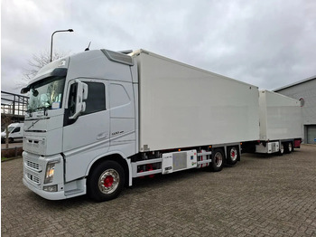 شاحنة الفريزر VOLVO FH