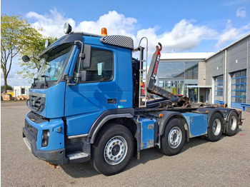 شاحنة ذات خطاف VOLVO FMX