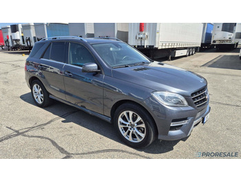سيارة MERCEDES-BENZ