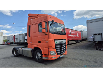 وحدة جر DAF XF 460