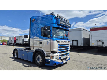 وحدة جر SCANIA R 450
