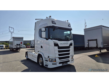 وحدة جر SCANIA S 500