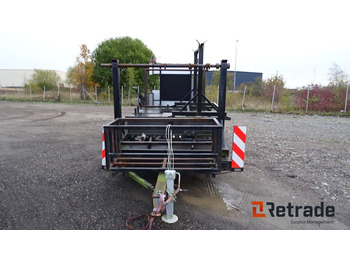 معدات البناء