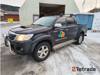 سيارة TOYOTA Hilux