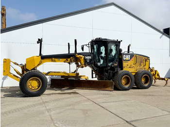 ممهدة CATERPILLAR 140M
