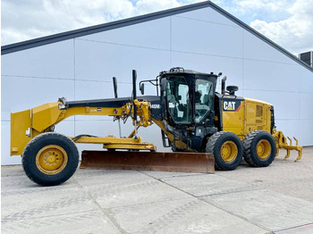 ممهدة CATERPILLAR 140M