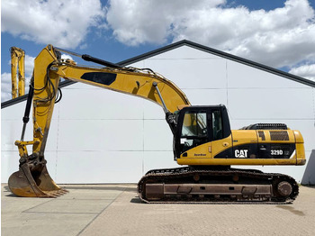 حفار زحاف CATERPILLAR 329D