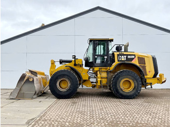 اللودر بعجل CATERPILLAR 966M