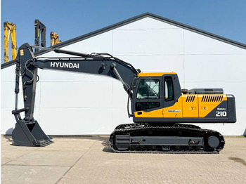 حفار زحاف HYUNDAI R210