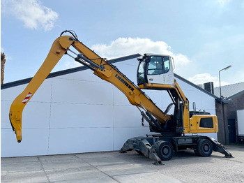 معالج النفايات LIEBHERR LH 30 M