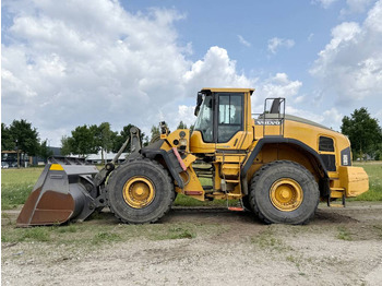 اللودر بعجل VOLVO L180H