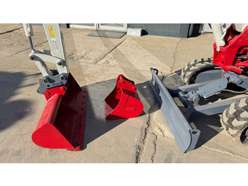 حفارة مُصَّغرة Takeuchi TB230 - 2019 Year - 2435 Hours - 2X Buckets - NEW Tracks: صورة 2