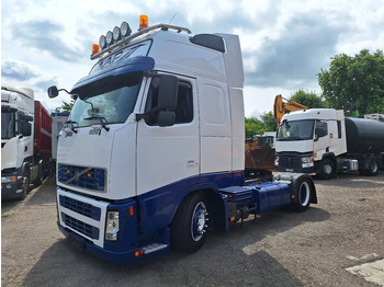 وحدة جر VOLVO FH 400