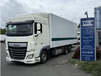 شاحنة مقفلة DAF XF 460