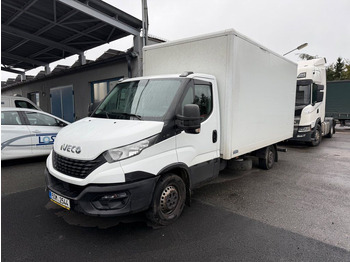 شاحنة مغلقة الصندوق IVECO Daily 35s16