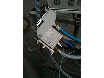آلة الطي Baumer HHS C-210 2-channel glue application control system: صورة 3