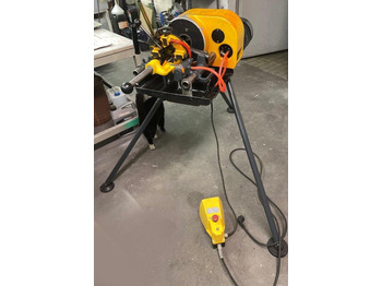 آلة تصنيع المعادن Threading machine Rems Tornado type 2010 220V, 50Hz: صورة 2 آلة تصنيع المعادن Threading machine Rems Tornado type 2010 220V, 50Hz: صورة 2