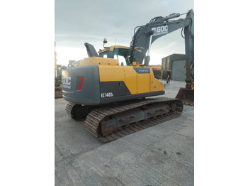 حفار زحاف VOLVO EC140DL