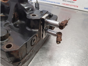 نقل الحركة Case 5140, 5120, 5130, 5150, Transmission Control Valve, Shuttle Valve 193887a2: صورة 4