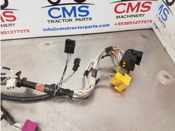 تسخير/ تجميع الكابلات - جرار Claas Arion 640, 950, 900, 880, Axion 500,600 Wiring Loom 0026075263, 0026075261: صورة 2