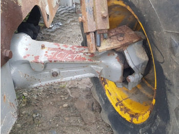 المحور و قطع الغيار MASSEY FERGUSON