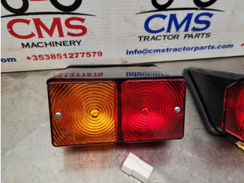 باب و قطع الغيار Ford 10, Tw, 600, 700 Series Ap, Lp, Q Cab 6710, 5610, Tw20 Tail Light Kit: صورة 2