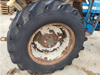 عجلات FORD