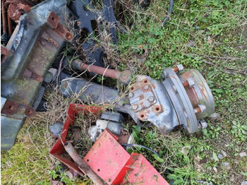 المحور و قطع الغيار MASSEY FERGUSON