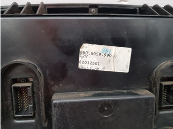 النظام الكهربائي New Holland Tm, Tm135 Series Instrument Cluster, Clocks 82012501, 82007802: صورة 4 النظام الكهربائي New Holland Tm, Tm135 Series Instrument Cluster, Clocks 82012501, 82007802: صورة 4