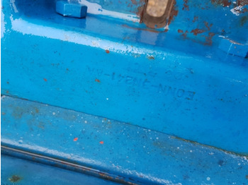الإطارات والجنوط - الآلات الزراعية New Holland,ford 8710, 7910, Tw, 30 Serie, Main Weight Carrier Block E0nn3n241aa: صورة 3