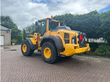 اللودر بعجل Volvo L120 H: صورة 2