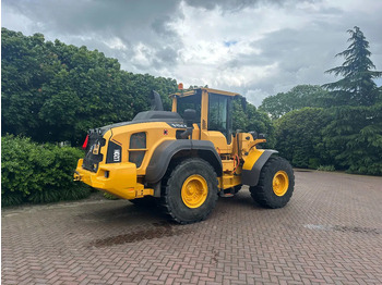 اللودر بعجل Volvo L120 H: صورة 4