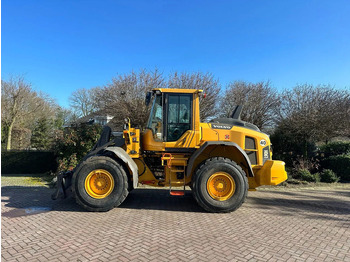 اللودر بعجل VOLVO L90H