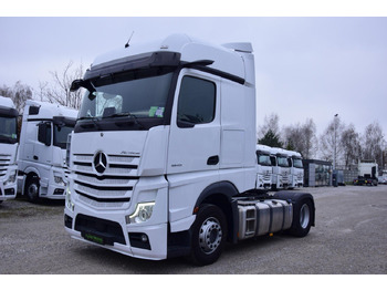 وحدة جر MERCEDES-BENZ Actros 1845
