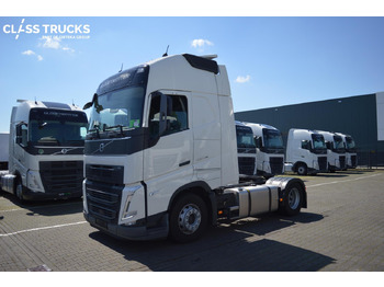 وحدة جر VOLVO FH 460