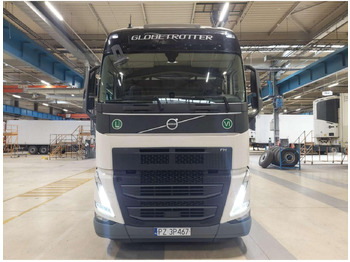 وحدة جر VOLVO FH 460