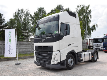 وحدة جر VOLVO FH 500