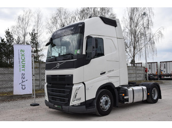 وحدة جر VOLVO FH 500
