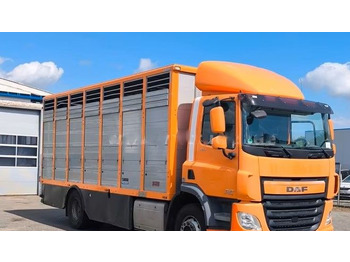 شاحنة نقل المواشي DAF CF 400